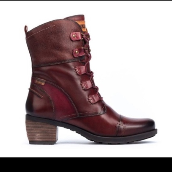 Pikolinos Red Leather Combat Boots with Vintage Finish - Picture 1 of 8